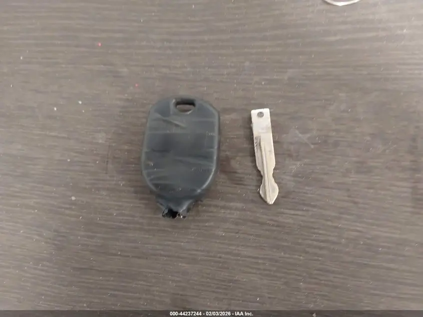 2011 FORD F-250 LARIAT