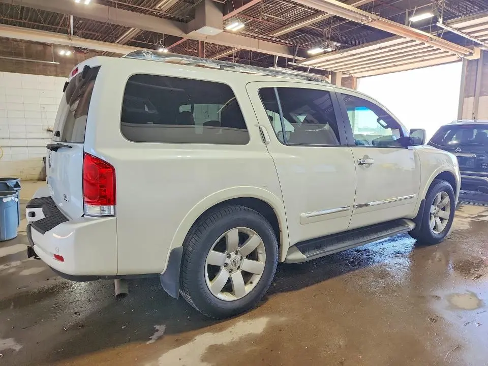2013 NISSAN ARMADA SV  