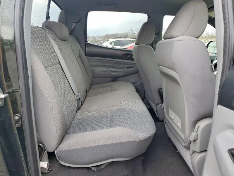 2013 TOYOTA TACOMA V6  