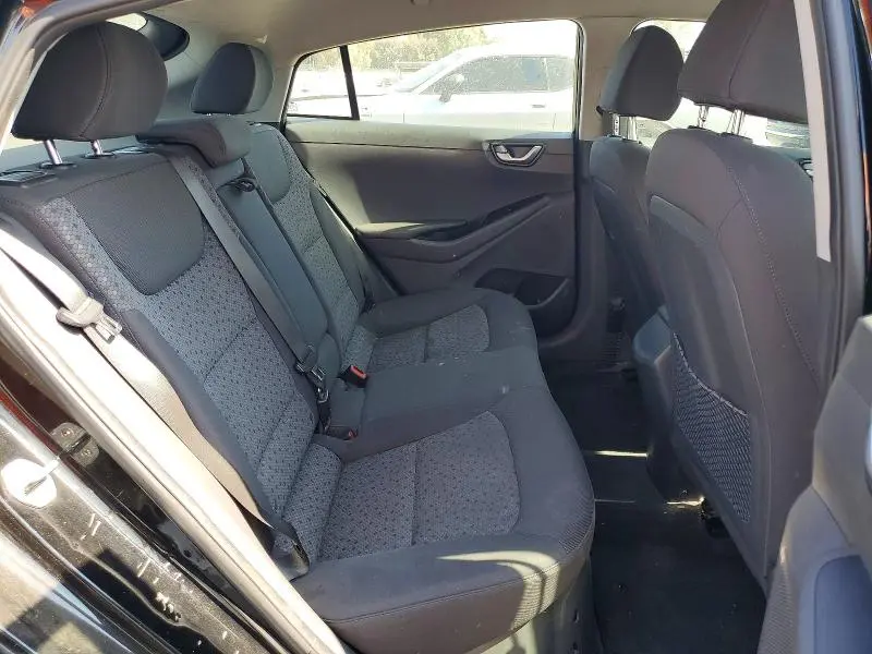 2018 HYUNDAI IONIQ SEL  