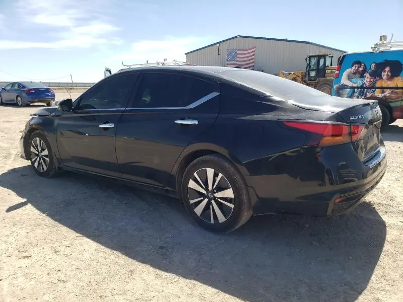 2021 NISSAN ALTIMA SV  