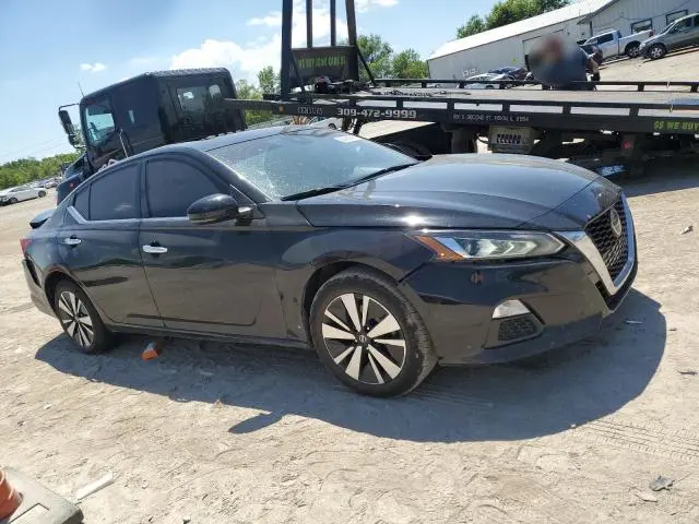 2022 NISSAN ALTIMA SV  