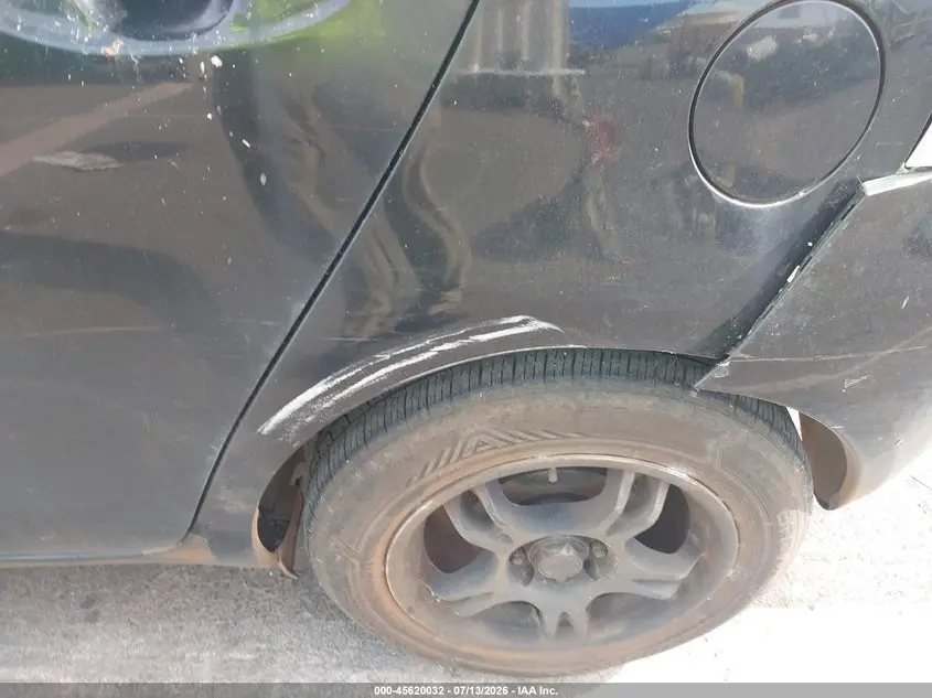 2010 TOYOTA YARIS  