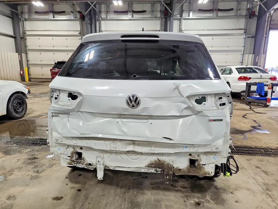2019 VOLKSWAGEN TIGUAN SE  