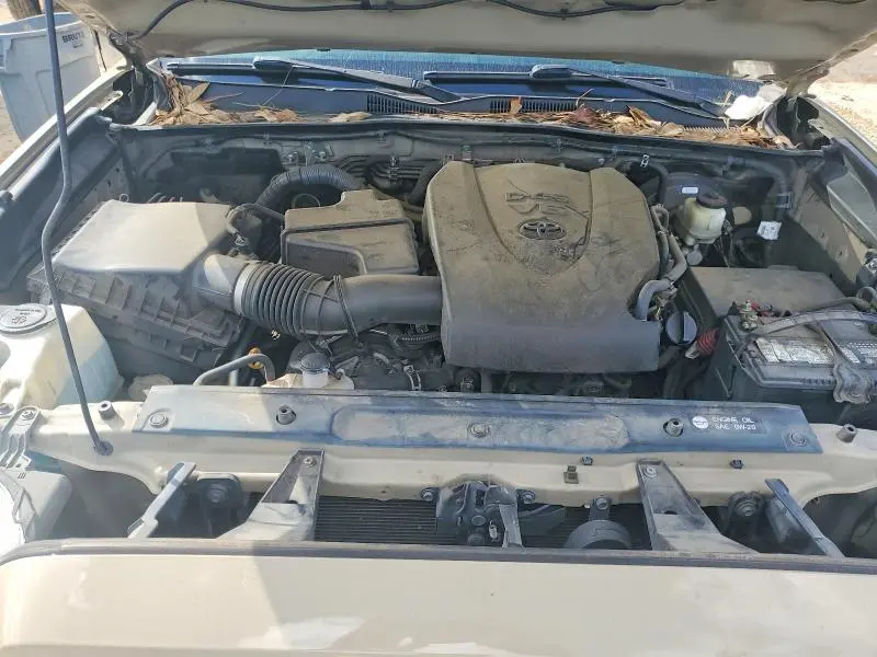 2016 TOYOTA TACOMA SR5 V6  