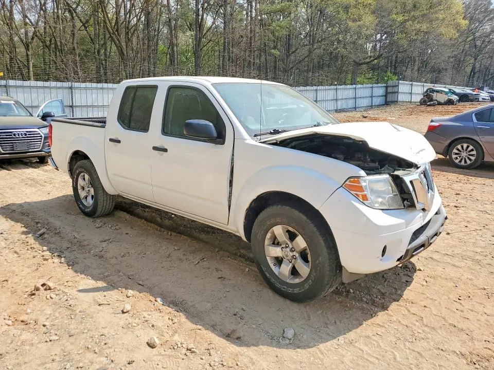 2012 NISSAN FRONTIER S  