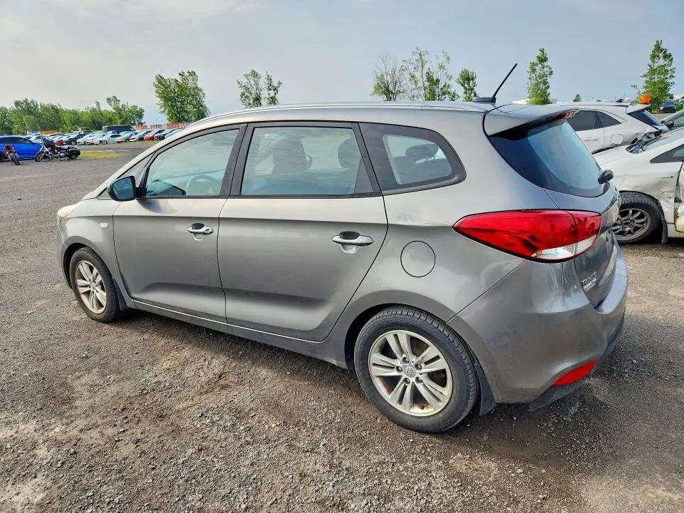 2016 KIA RONDO   