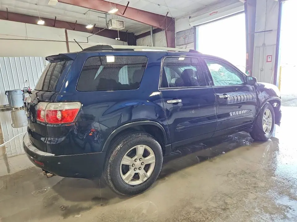 2011 GMC ACADIA SLE  