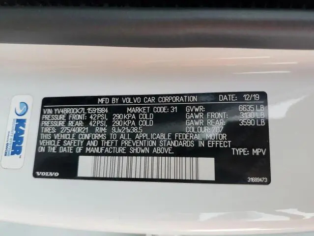 2020 VOLVO XC90 T8 MOMENTUM  