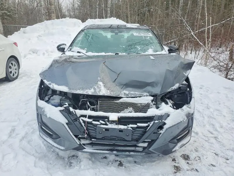 2022 NISSAN SENTRA SR  
