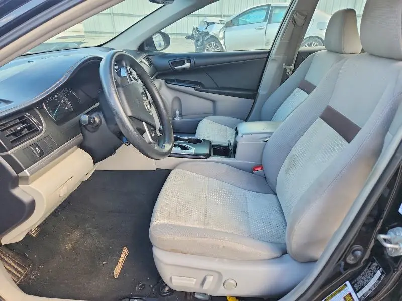 2012 TOYOTA CAMRY LE  