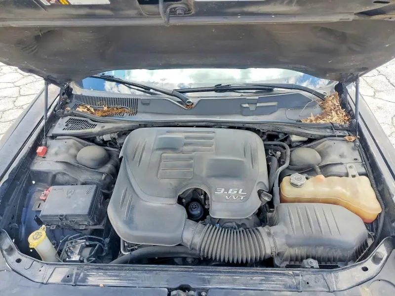 2016 DODGE CHALLENGER SXT  