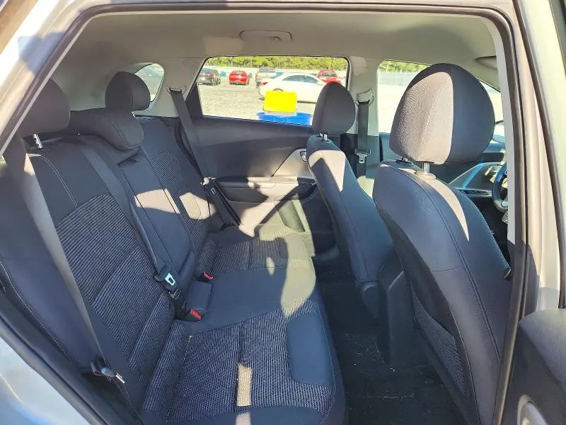 2019 KIA NIRO LX  