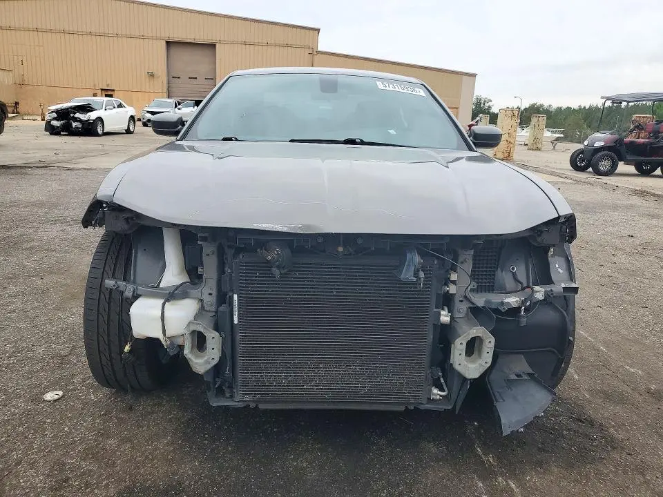 2018 DODGE CHARGER SXT  