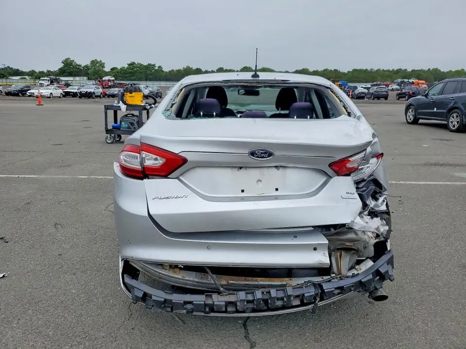 2013 FORD FUSION SE  