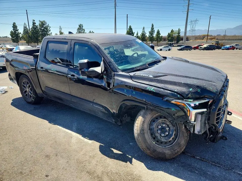 2022 TOYOTA TUNDRA PLATINUM HV  