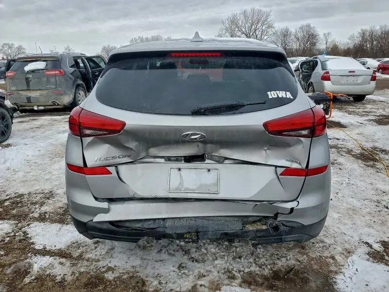 2020 HYUNDAI TUCSON SE  