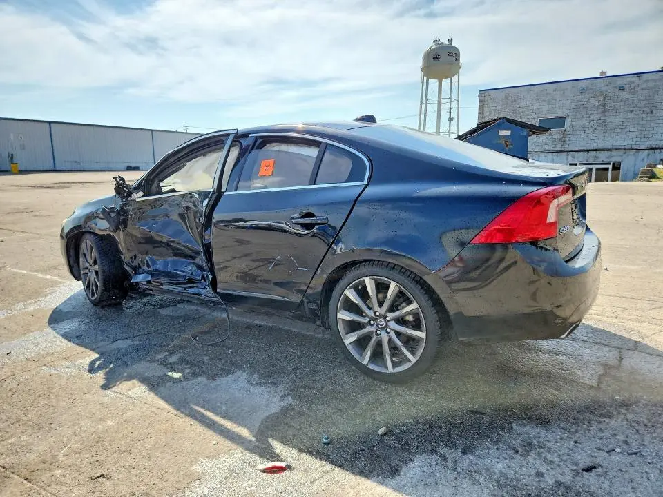 2015 VOLVO S60 PREMIER  