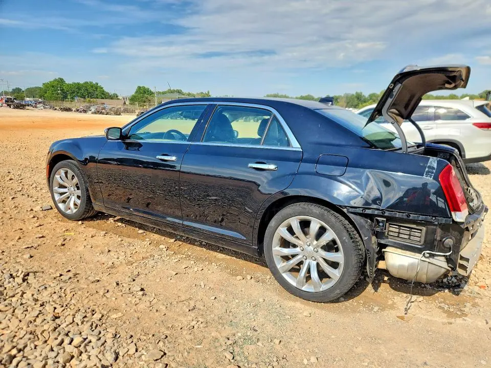 2018 CHRYSLER 300 LIMITED  