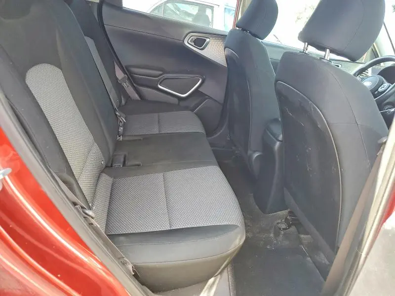 2020 KIA SOUL LX  