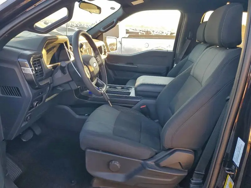 2025 FORD F150 STX  