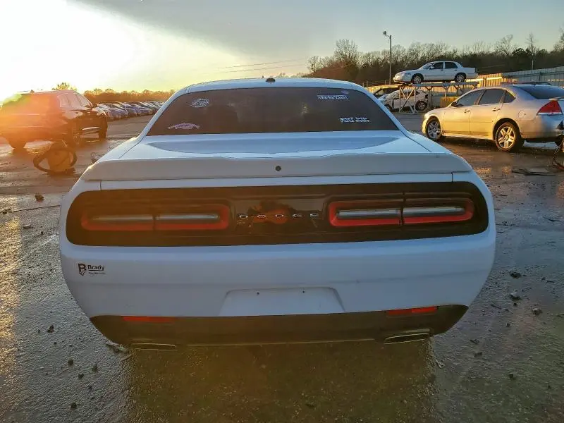 2019 DODGE CHALLENGER SXT  