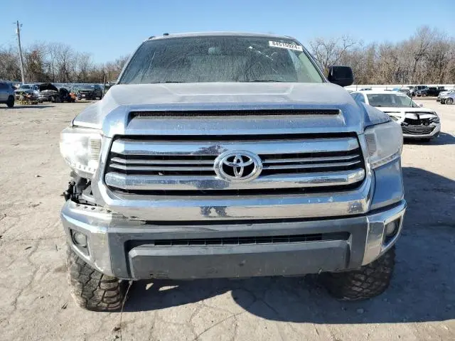 2017 TOYOTA TUNDRA CREWMAX SR5  
