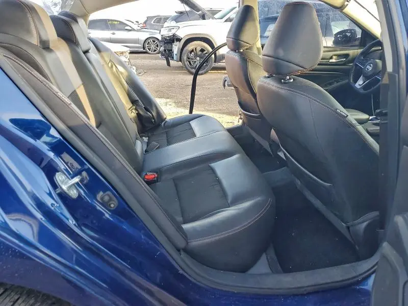 2020 NISSAN ALTIMA SR  