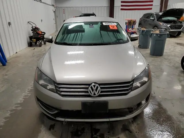 2013 VOLKSWAGEN PASSAT S  