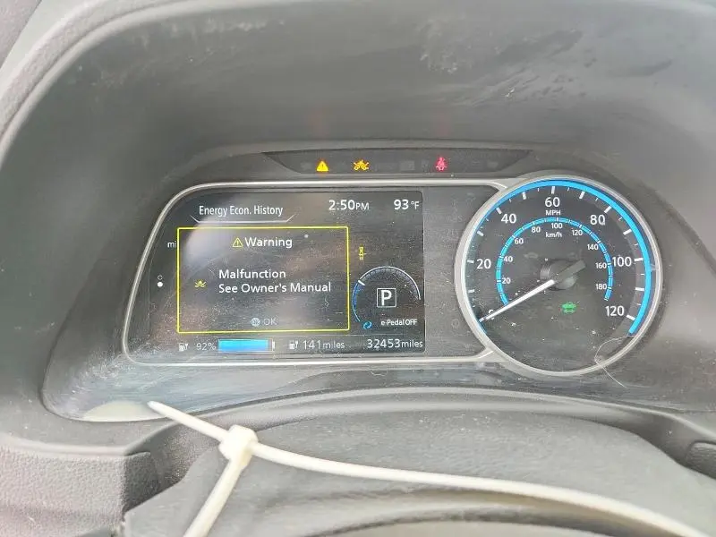 2023 NISSAN LEAF S  