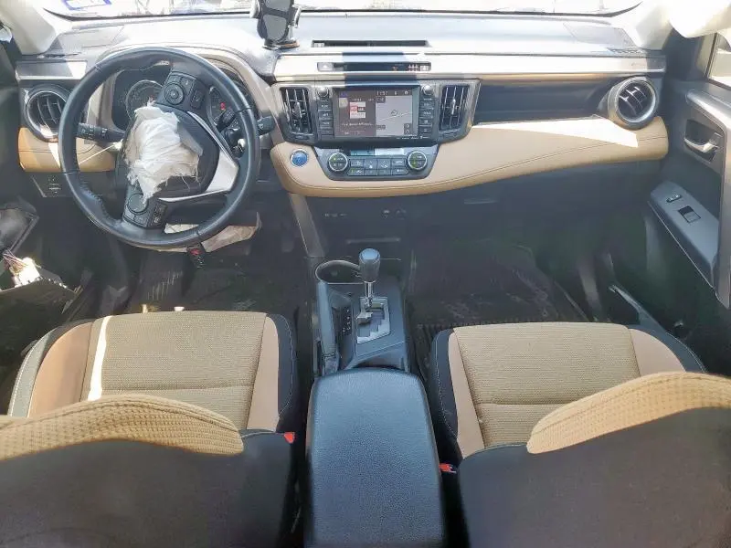 2018 TOYOTA RAV4 HV LE  