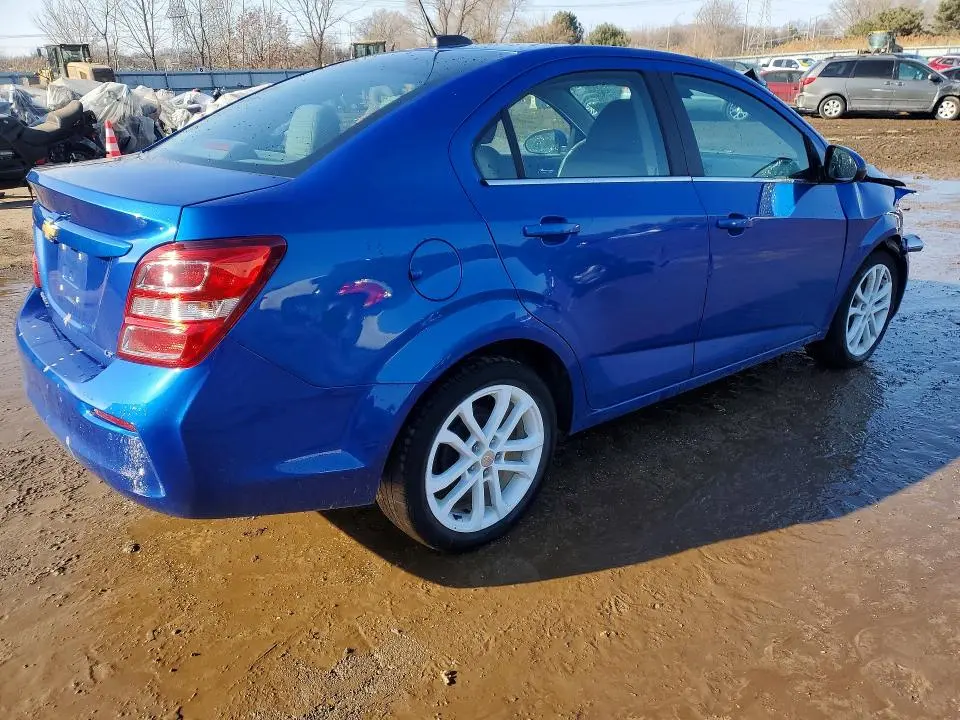 2020 CHEVROLET SONIC LT  