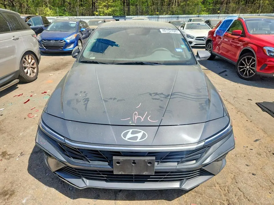 2024 HYUNDAI ELANTRA SEL  