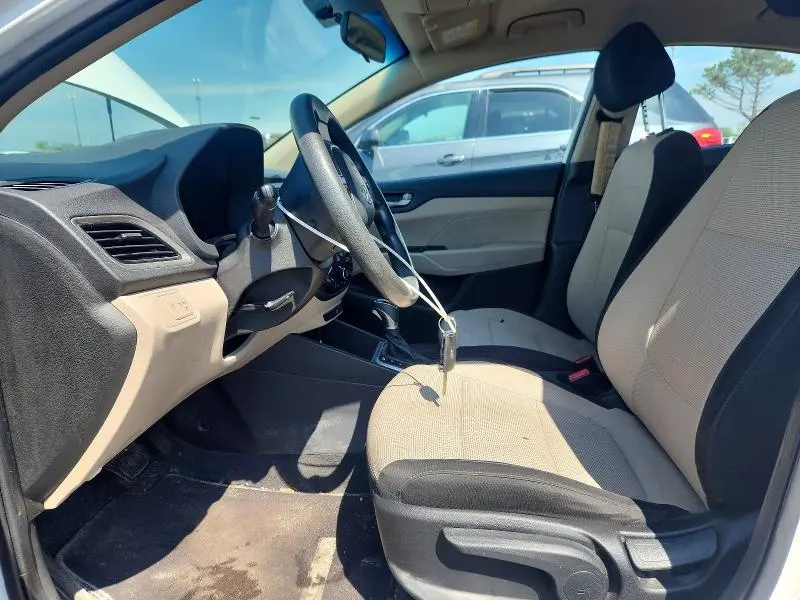 2020 HYUNDAI ACCENT SE  