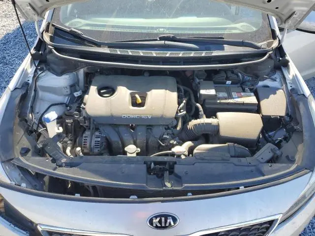 2017 KIA FORTE LX  
