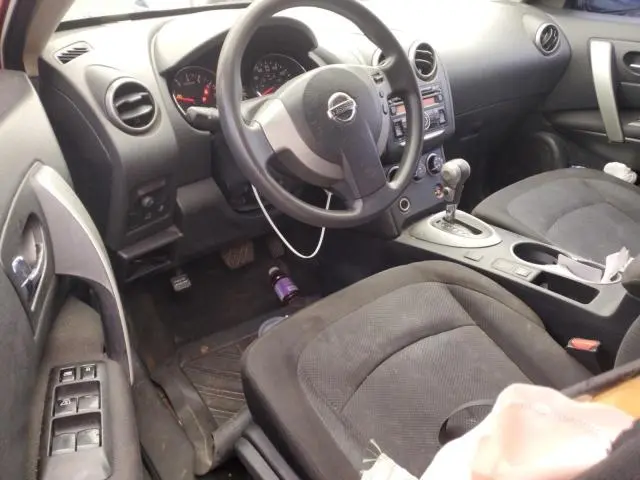 2012 NISSAN ROGUE S  