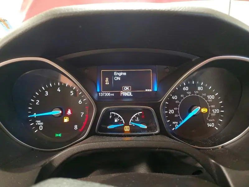 2015 FORD FOCUS SE  