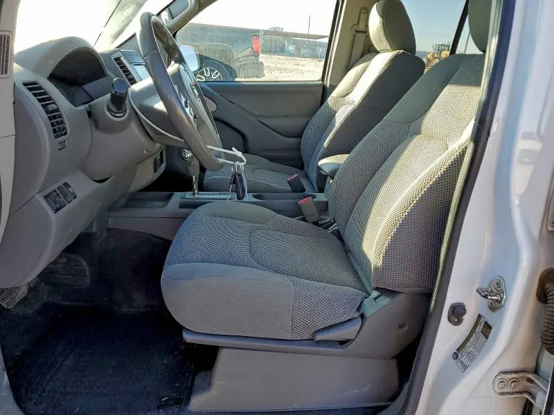 2019 NISSAN FRONTIER S  