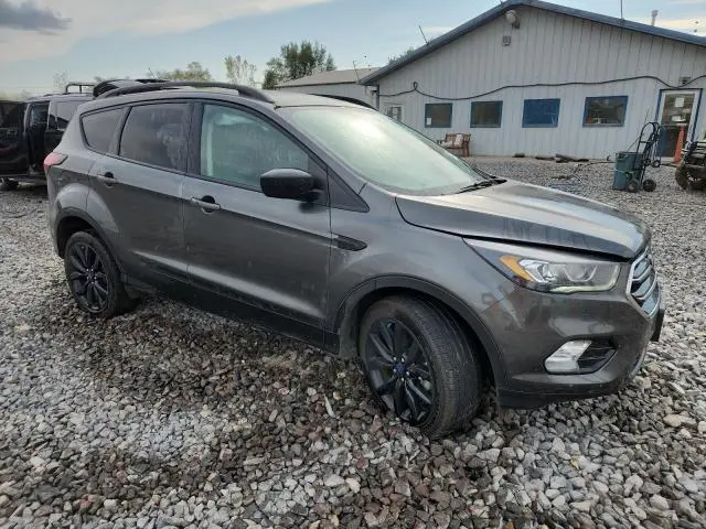2019 FORD ESCAPE SE  