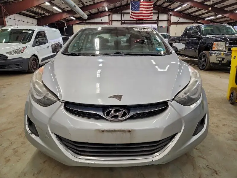 2011 HYUNDAI ELANTRA GLS  