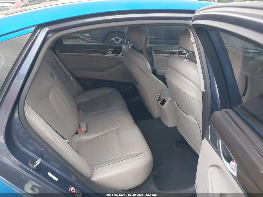 2016 HYUNDAI GENESIS 3.8