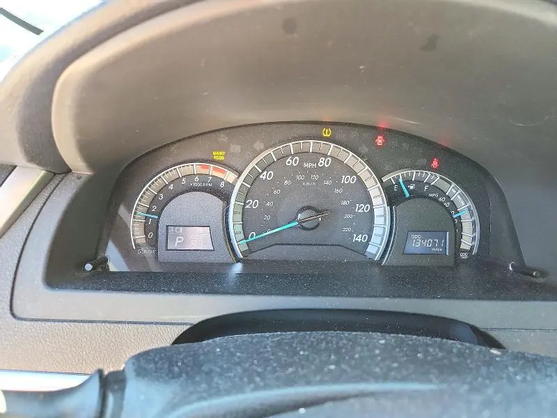 2012 TOYOTA CAMRY SE  