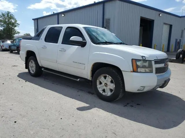2010 CHEVROLET AVALANCHE LT  