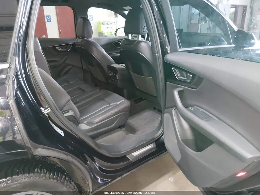 2017 AUDI Q7 3.0T PREMIUM