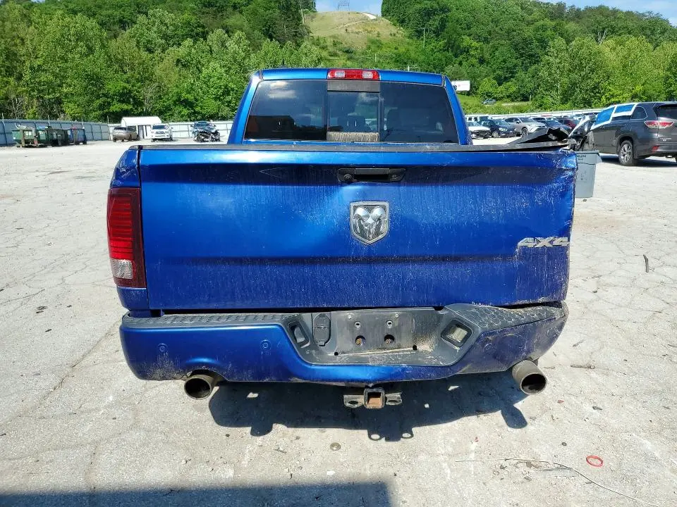 2014 RAM 1500 SPORT  