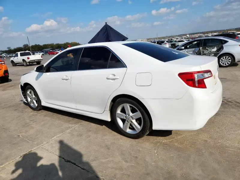 2014 TOYOTA CAMRY L  
