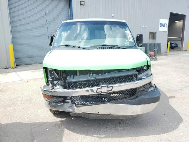 2016 CHEVROLET EXPRESS G2500 LT  