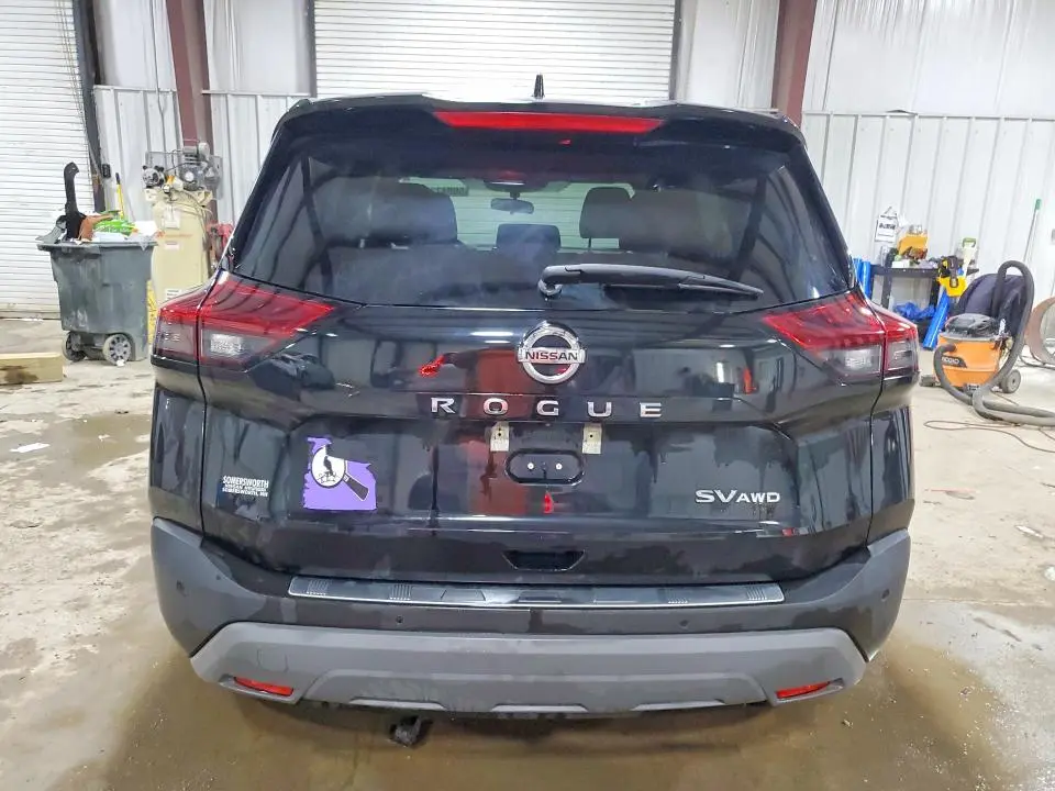 2021 NISSAN ROGUE SV  