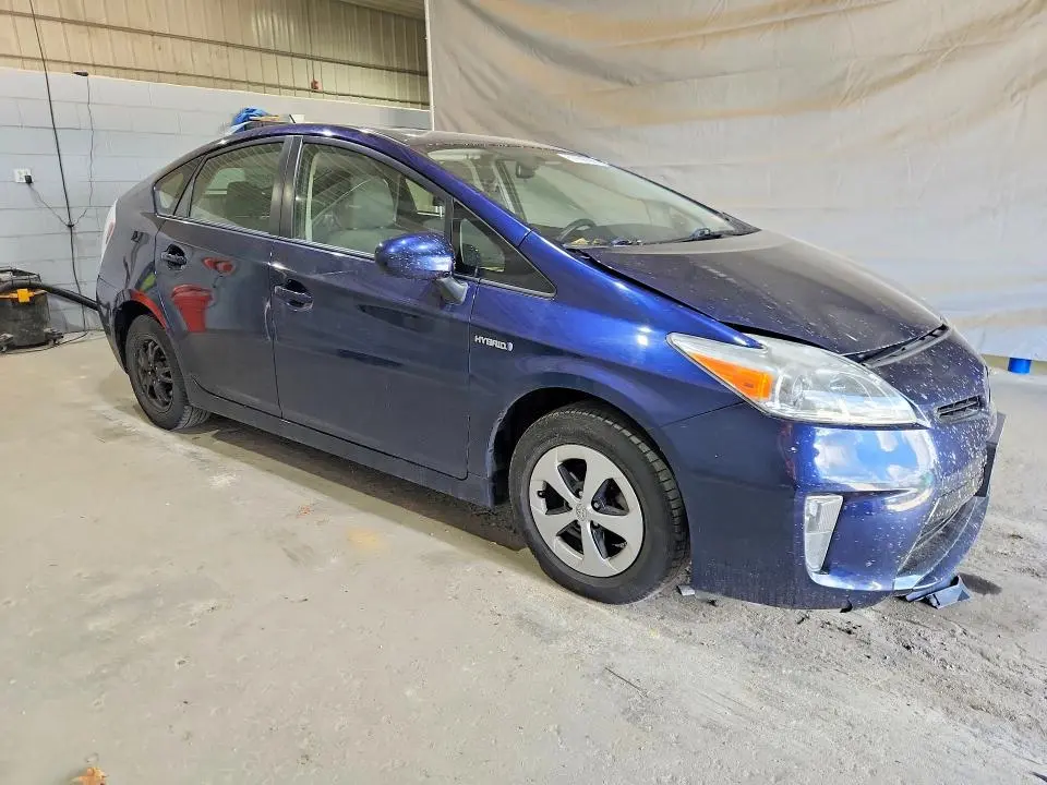 2012 TOYOTA PRIUS THREE  