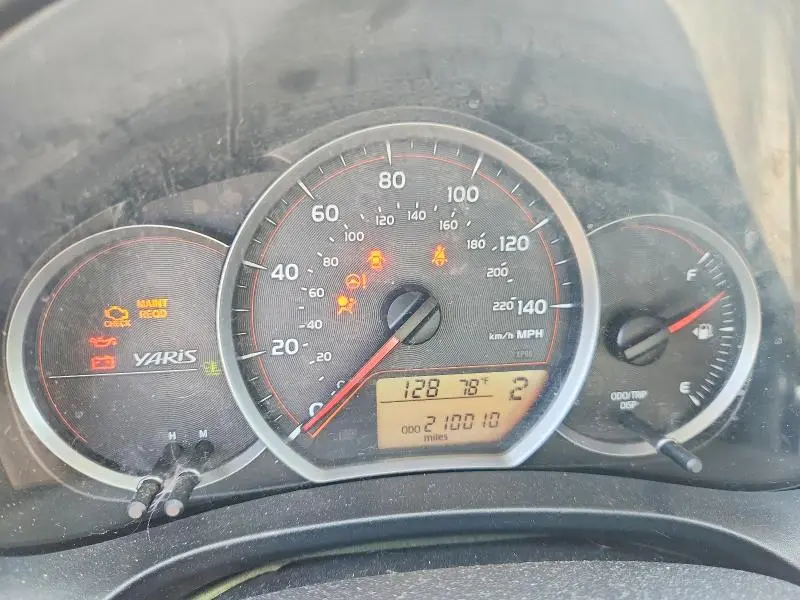 2014 TOYOTA YARIS 5-DOOR L FLEET  